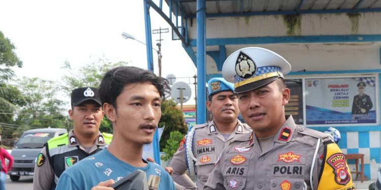 Hari Kedua Operasi Patuh Maung 2025, Satlantas Polres Lebak Laksanakan Penertiban di Jalan Ahmad Yani