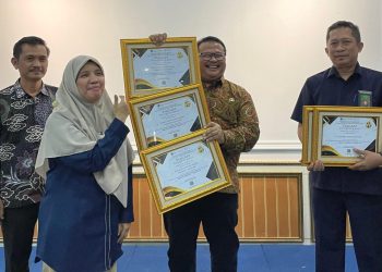 Kemenag Karawang Sekaligus Borong Penghargaan Dari KPPN Dengan IKPA Sempurna