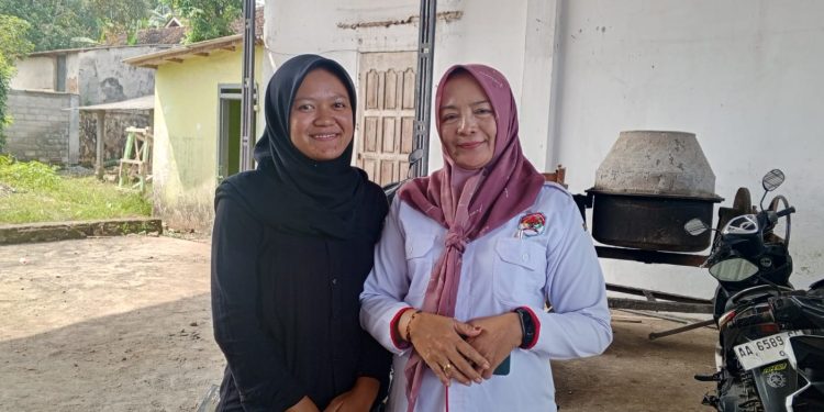 Pelatihan Membatik GARUDEYA Pemdes Sumbermanjingkulon Kerja Sama Dengan Mahasiswa UM