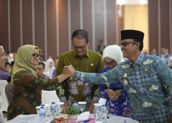Bupati Ardito Wijaya Teken Kerja Sama dengan Kejari Lampung Tengah, Disaksikan Menteri Desa dan Pejabat Tinggi Negara