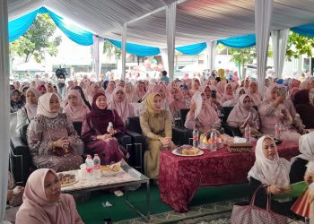 Karawang Raih Penghargaan Produksi Padi Terbesar Kedua se-Jawa Barat Tahun 2024