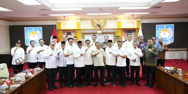 Bupati Empat Lawang,H.Joncik Muhammad Tegaskan Komitmen Lindungi Nasib Honorer dan P3K