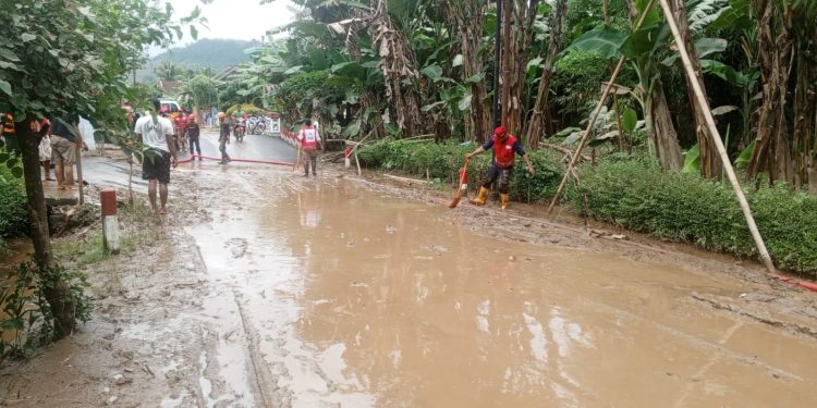 Banjir Bandang hantam Rumah Warga Pulungrejo
