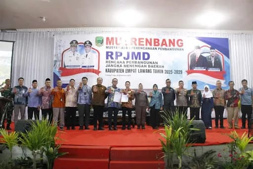 Bupati dan Wakil Bupati Empat Lawang Hadiri Acara Langsung Kegiatan Musrenbang RPJMD 2025–2029