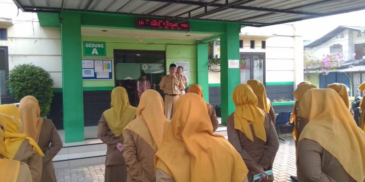 UPTD Puskesmas Kedungwaringin Gelar Apel Pagi Rutin Setiap Senin