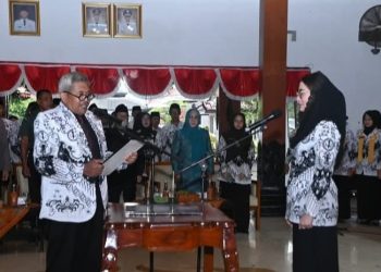 Novita Hardini Dilantik Menjadi Bunda Guru Kabupaten Trenggalek