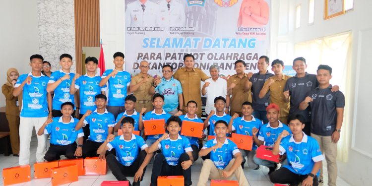 Lepas Kontingen Cabor Futsal, Bupati Uji Nurdin Yakin Bantaeng Lolos Babak Kualfikasi