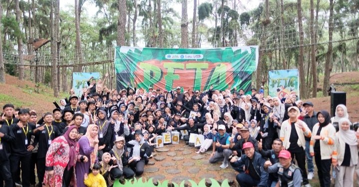 Hadiri PETA 2025, Ketua TP. PKK Bantaeng Beri Semangat dan Motivasi Anak Butta Toa