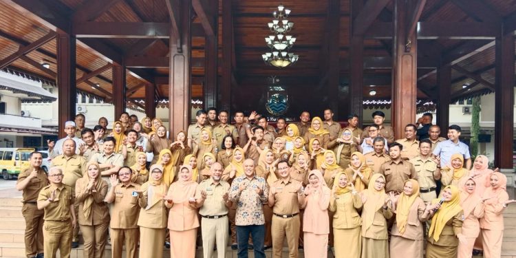 Pisah Sambut Sekwan DPRD Kota Cimahi Berlangsung Haru dan Penuh Keakraban