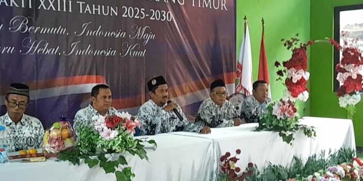 Konferensi PGRI Cikarang Timur Tetapkan Pengurus Baru Periode 2025–2030