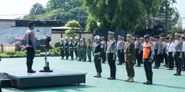Polres Karawang Gelar Operasi Zebra Lodaya 2025, Fokus Tindak Pelanggaran Fatal di Jalan Raya