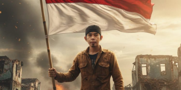 PENA TAK PERNAH PADAM: JURNALIS TABLOID PILAR POST MENYUARAKAN SEMANGAT PARA PAHLAWAN BANGSA