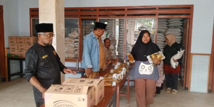 Kapolsek Bantur Hadiri Pringgodani Bersholawat : Khotmil Quran: Menjemput Keberkahan Wahyu Illahi Dan Peringati Maulid Nabi Muhammad, SAW