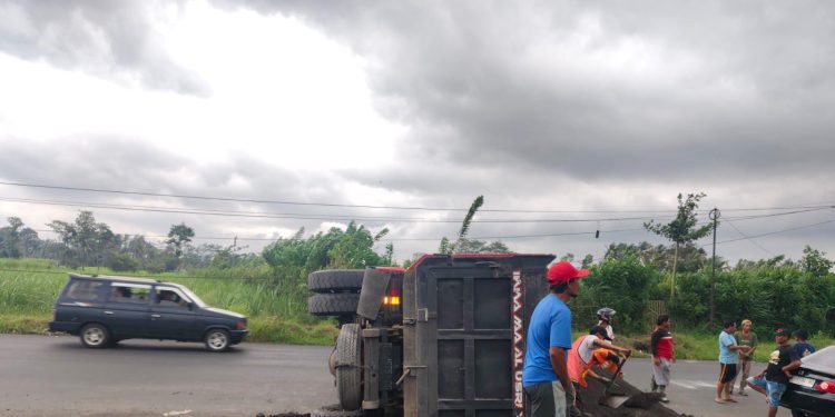 Pihak PT Jakon Beri Klarifikasi: Desain Jalan Suwaru Gunakan Saluran Terbuka, Penutup Atas Permintaan Warga