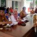 Penyaluran Bantuan Pangan Non-Tunai Beras dan Minyak Goreng di Rejoyoso: Warga Diminta Cek Desil Jika Tidak Masuk Daftar