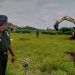 Kapten Inf.Supi’i Danramil 0818/35 Pagelaran Tinjau Langsung Lahan Koperasi Desa Merah Putih Desa Suwaru