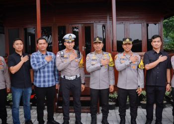 Irwasum Polri Tinjau Kesiapan Pengamanan Nataru di KM 57 Tol Japek, Kapolres Karawang Imbau Masyarakat Patuhi Aturan Lalu Lintas