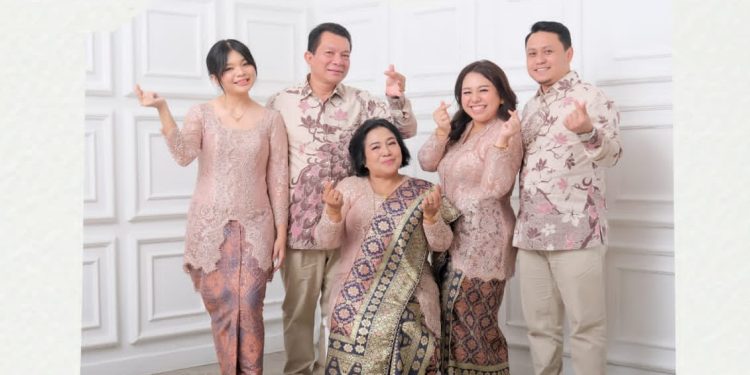 Pj Sekda Lebak Drs. Halson Nainggolan Rayakan Natal 25 Desember 2025, Serukan Semangat Damai dan Persaudaraan