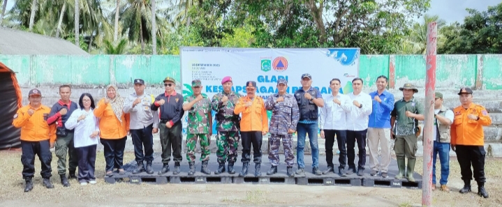 Tamban Memanggil: Hijaukan Pesisir, Selamatkan Masa Depan Pesisir Malang Selatan Gladi Kesiapsiagaan Vegetasi Pantai 2025