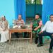 Bhabinkamtibmas dan Babinsa Desa Karyasari Sambang Warga, Jaga Kamtibmas Tetap Kondusif