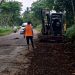 Dump Truk Bermuatan Pasir Terguling Akibat Jalan Ambles di Suwaru Pagelaran