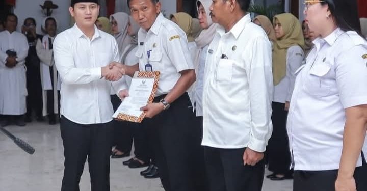 Mas Ipin Lantik 108 Pejabat Tinggi Pratama hingga Pejabat Administrator Guna Penyesuaian OTK Baru.