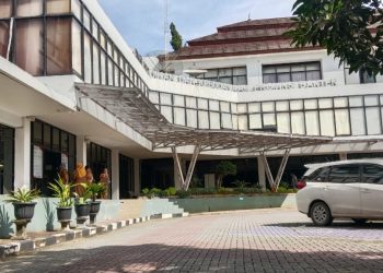 Dikonfirmasi Wartawan, Disdikbud Provinsi Banten Bungkam Terkait Proyek SMKN 1 Baros yang Belum Rampung
