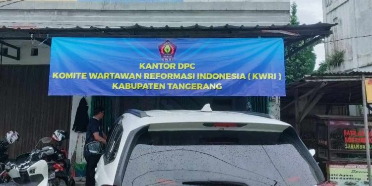 Resmi Tempati Kantor Baru, KWRI DPC Kabupaten Tangerang Gelar Syukuran