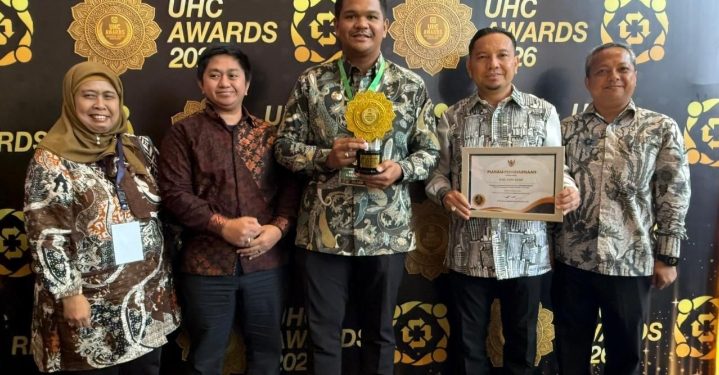 Bantaeng Raih Penghargaan Universal Health Coverage Award Kategori Madya