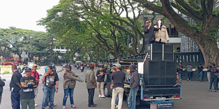 PELITA NUSANTARA Desak Penutupan Diskotik The Souls