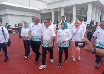 Ribuan Warga Banten Meriahkan Jalan Sehat HPN 2026, Antusias Sambut Kedatangan Presiden Esok