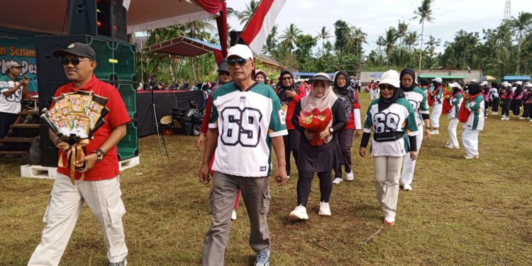 Semarak Sehat Bersama, Paguyuban Senam dan PKK Desa Se-Kecamatan Pagak Gelar Senam Massal