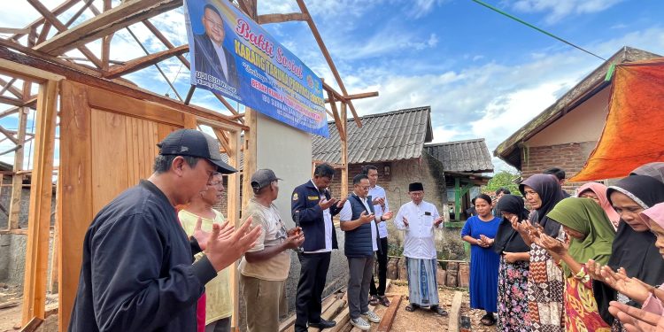 Dari Rumah Rapuh Menuju Harapan Baru, Karang Taruna Lebak–Banten Bersama Dinas Sosial Hadir di Tengah Derita Warga Margajaya