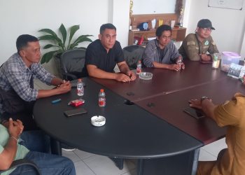 Dituding Catut Nama Bupati untuk Jual Seragam, Empat Warga Lebak Angkat Bicara: “Kami Difitnah”