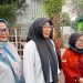 RAMADAN BERBAGI DI DEPAN MASJID AGUNG RANGKASBITUNG: SAHABAT ALIF DAN KSSD TEBAR KEPEDULIAN