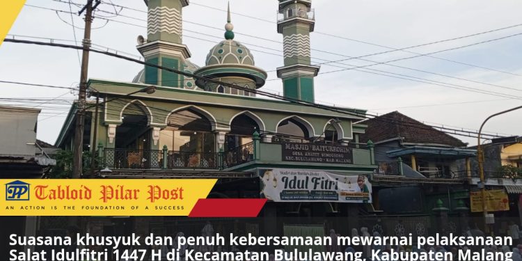 Gema Takbir Membawa Berkah, Warga Desa Senggrong Padati Masjid untuk Salat Idulfitri