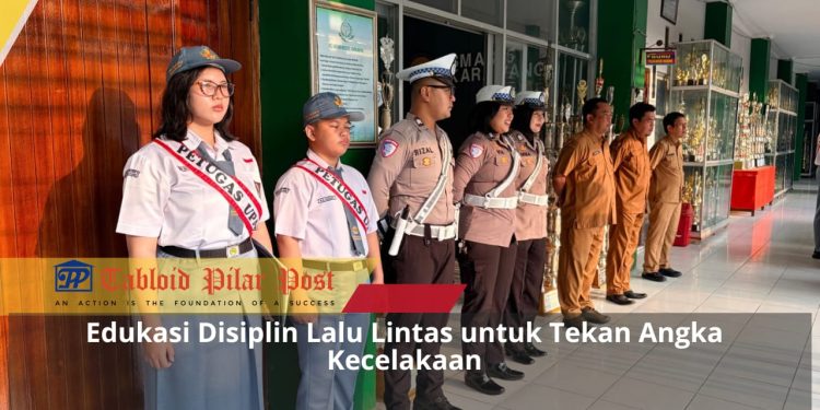 Satlantas Polres Karawang Gelar Police Goes to School di SMAN 5 Karawang