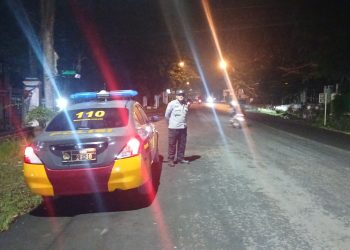 Anggota Polsek Rangkasbitung Polres Lebak Patroli Obvit Ke Perkantoran di Jalan Siliwangi Rangkasbitung Antisipasi Gangguan Kamtibmas