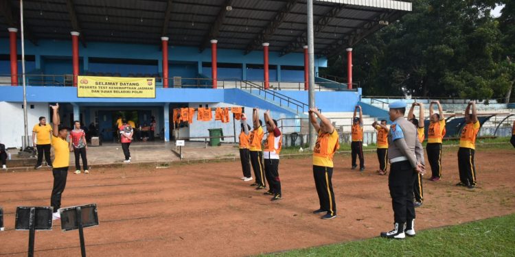 Bag SDM Polres Lebak Gelar Tes Kesamaptaan Jasmani Periodik Semester I untuk Jaga Kebugaran Personel