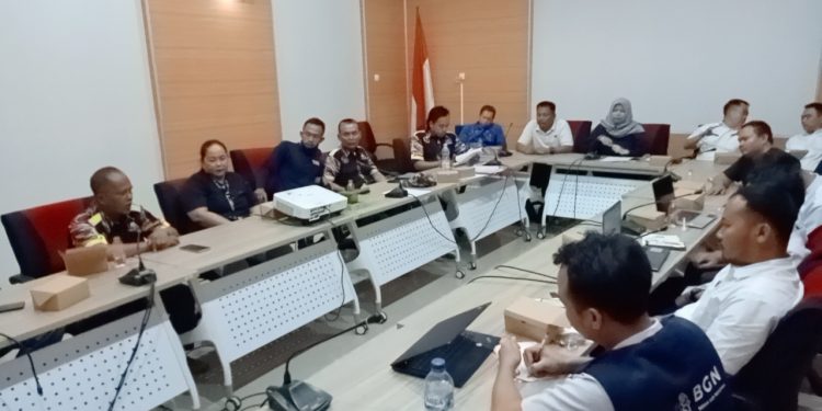 Kadinkes Lebak Ungkap Baru 113 dari 193 SPPG Direkomendasikan, King Naga Desak Korwil BGN Lakukan Suspend bagi yang Tak Miliki SLHS