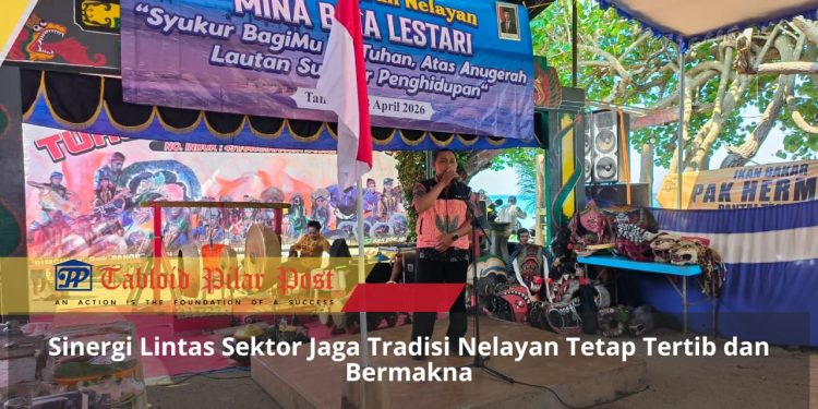 Polsek Sumbermanjing Wetan Kawal Tasyakuran Nelayan Tambakrejo, Pastikan Acara Aman dan Kondusif