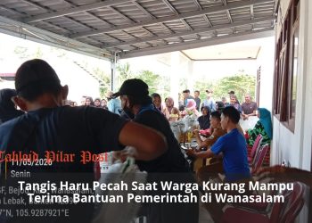 Ratusan Warga Serbu Kantor Desa Bejod, Bantuan Beras dan Minyak Goreng Dibagikan