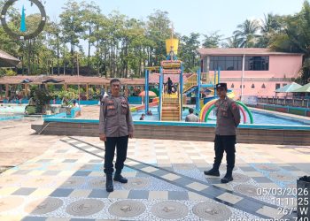 KSPKT III Polsek Rangkasbitung Monitoring Tempat Wisata Kolam Renang BIM Sampaikan Pesan Kamtbibmas Kepada Para Pengunjung