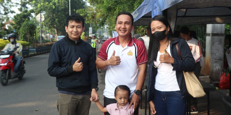 Polres Lebak Gelar “Jumat Berkah”, Berbagi Makanan Gratis Hingga Sosialisasi Layanan Digital Kepolisian
