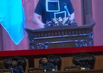 Rapat Paripurna DPRD Degarkan Pandangan Umum Fraksi-Fraksi Terhadap Raperda