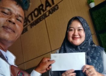 AUDIENSI ASN RANGKAP JABATAN DITUNDA, KETEGASAN CAMAT SINDANGRESMI JADI PERTANYAAN PUBLIK