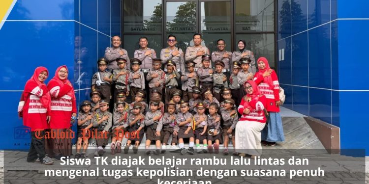 Satlantas Polresta Sidoarjo Tanamkan Budaya Tertib Lalu Lintas Lewat Program Polisi Sahabat Anak
