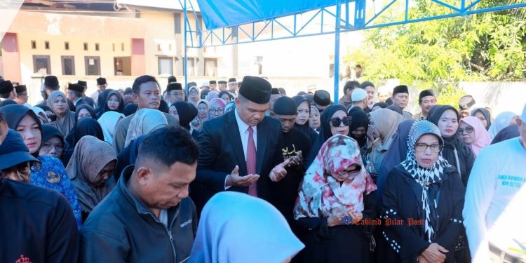 Pemkab Bantaeng Gelar Upacara Penghormatan Terakhir bagi Wakil Bupati Bantaeng Periode 2013-2018