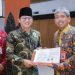 Bupati Trenggalek Serahkan SK Pensiun Sekda Edy Soepriyanto, Apresiasi Pengabdian Lebih dari 40 Tahun