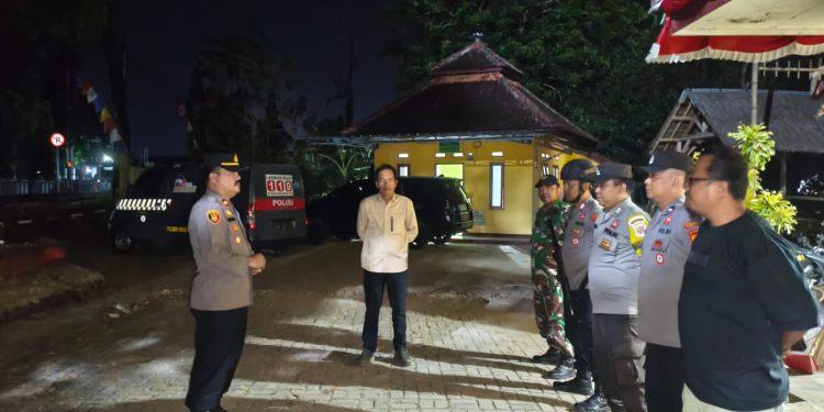 Kapolsek Wanasalam Pimpin Patroli Gabungan Malam, TNI–Polri dan Satpol PP Kompak Jaga Kamtibma